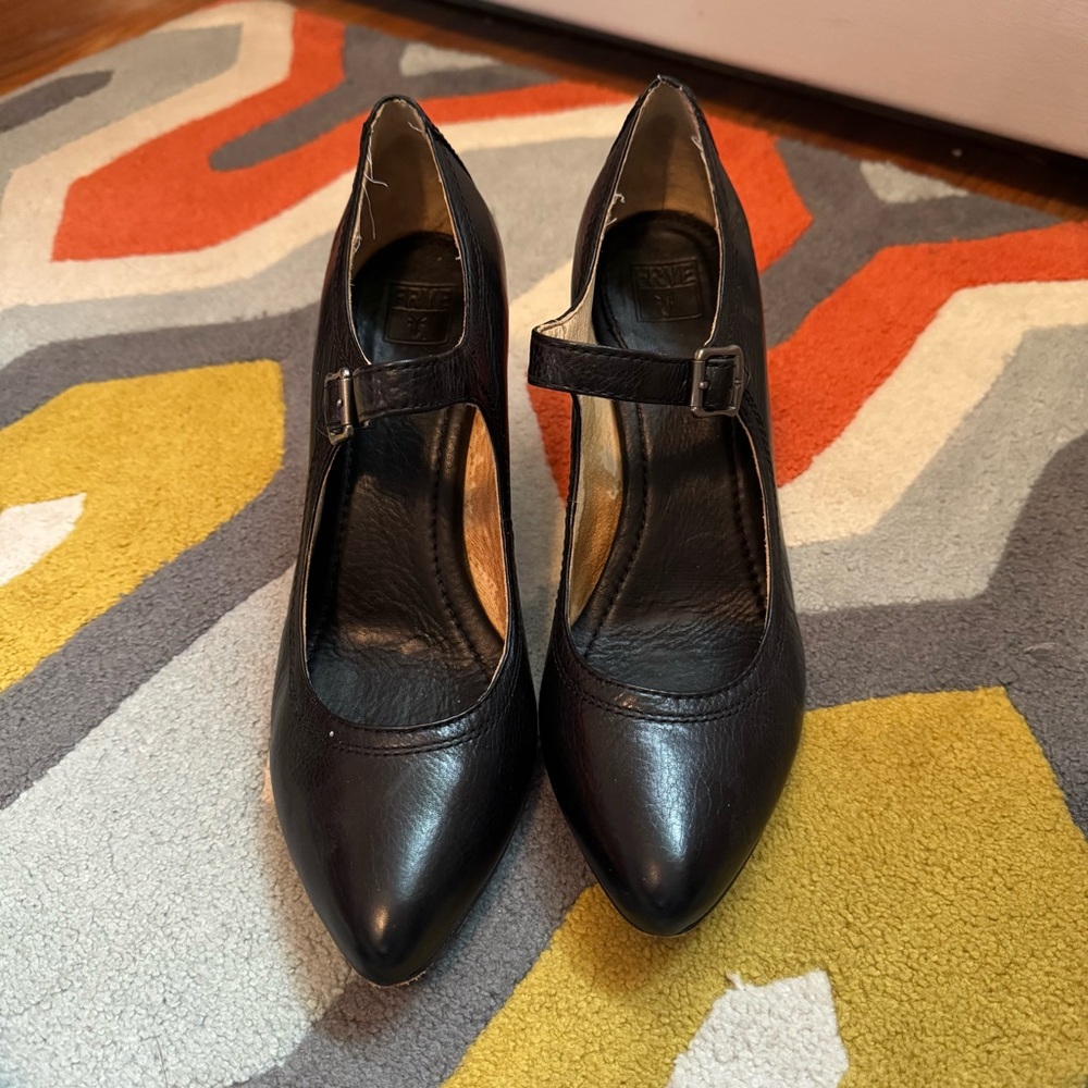 Frye Regina Wedge Shoes in Black